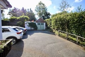 Photo 16- click for photo gallery